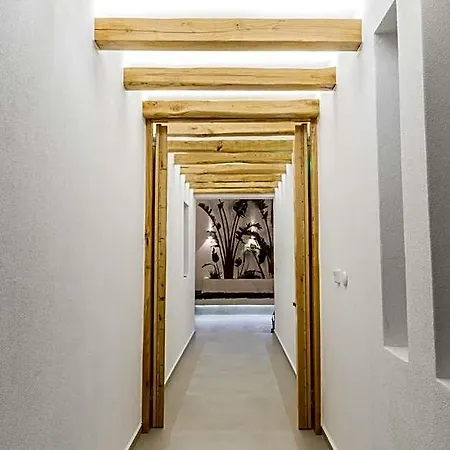 Otel Alenor Naxos City